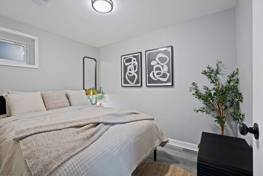 Building Photo - 508 S Warrington Rd