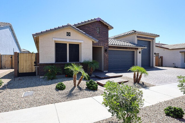 Building Photo - 25689 N 140th Ln