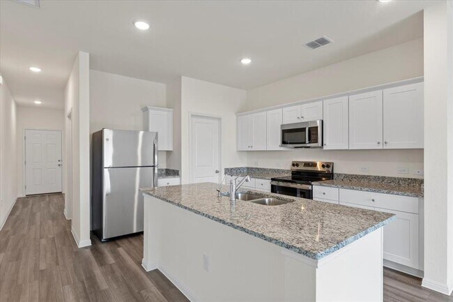 Building Photo - 113 Rother Pl