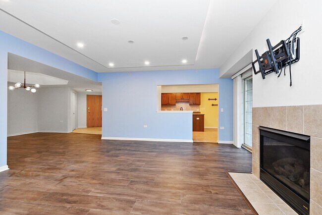 Building Photo - 14130 Sheffield Dr