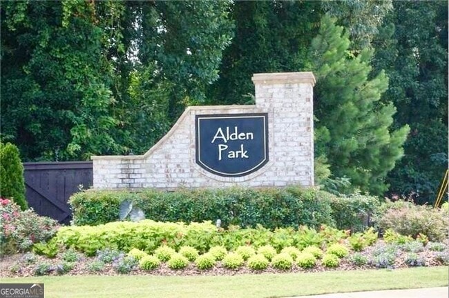 Building Photo - 4241 Alden Park Dr