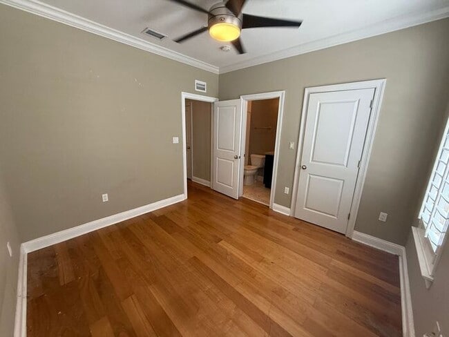 Building Photo - Navarre - Hidden Bay Village - 3 bedroom, 3 bathroom - Waterfront Townhome