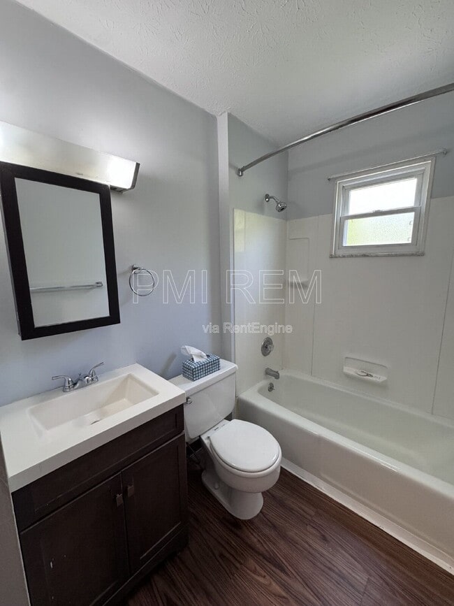 Building Photo - 4020 Vira Rd