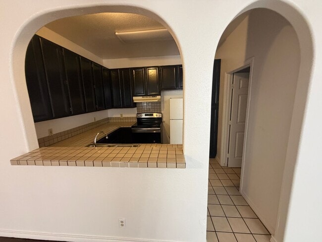 Building Photo - 2601 Alcott Ln