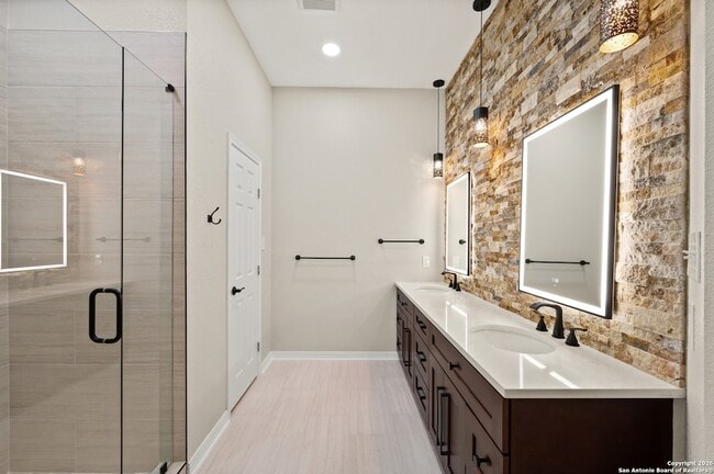 Building Photo - 21247 Rio Sabinal