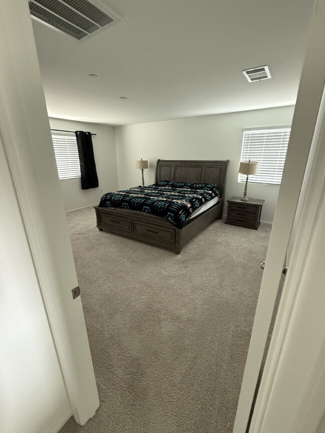 Building Photo - 5/Bed 4/Bath Single family home in Hemet CA