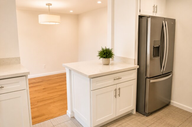 Building Photo - Serene Redwood Retreat with Updated Kitchen, Modern Baths, Fireplace & Expansive Deck