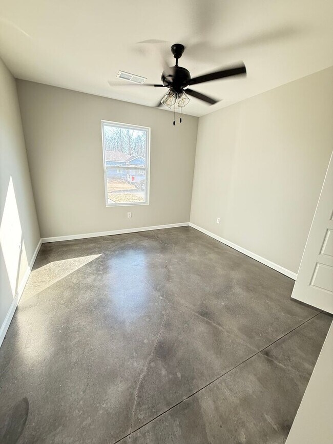 Building Photo - 289 TN-431
