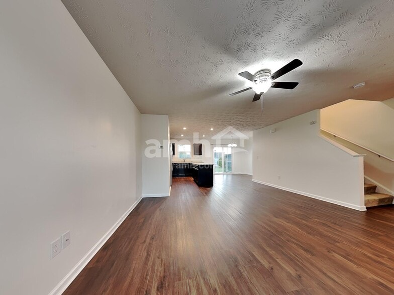 Building Photo - 5722 Jo Anne Rose Ct