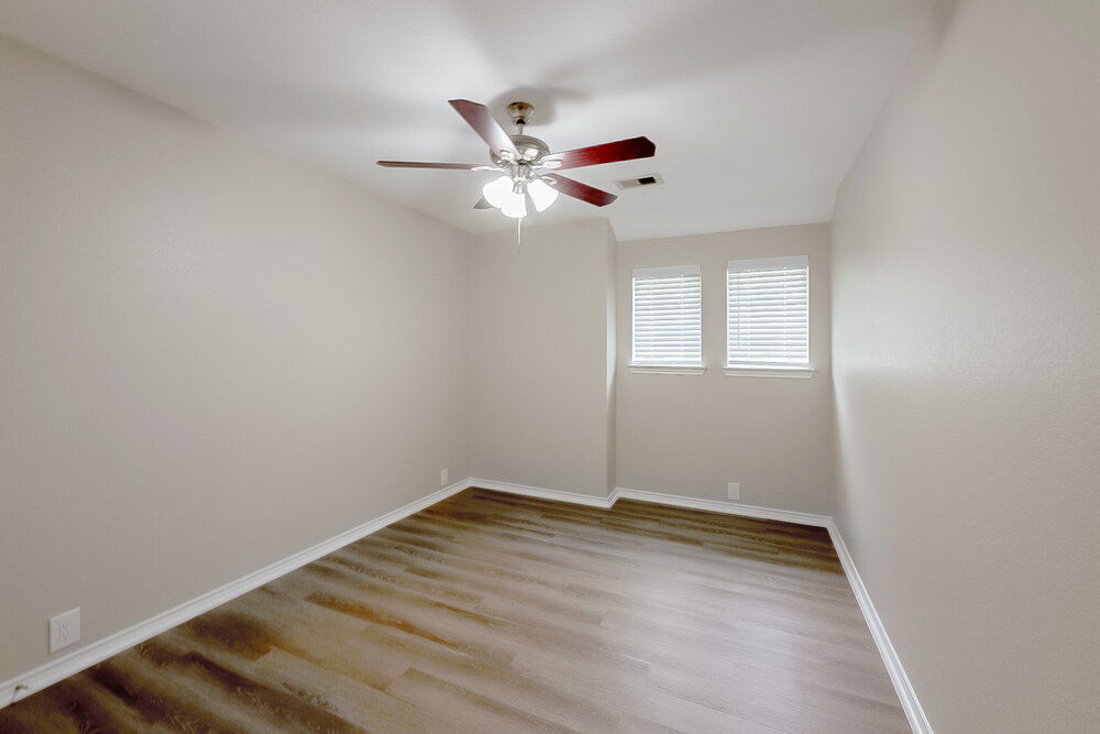 Building Photo - 26138 Flinton Dr