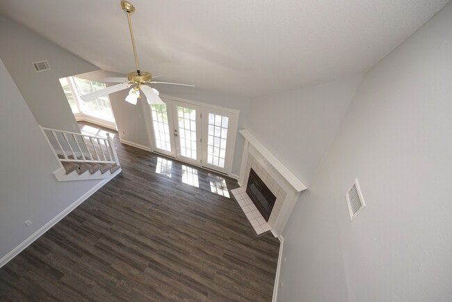 Building Photo - 4552 Knollwood Ln