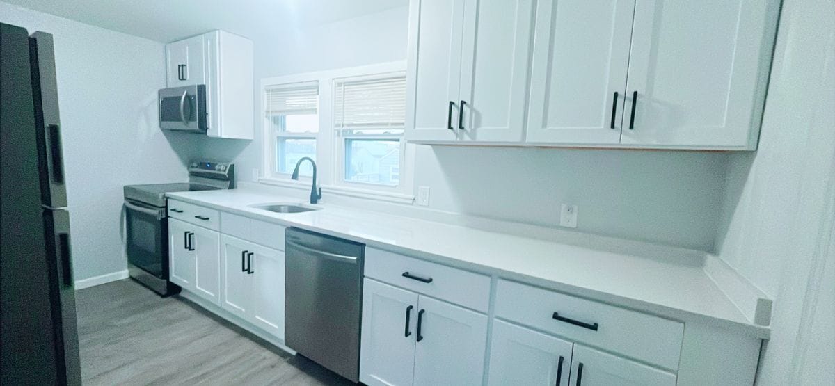 Building Photo - 429 Jackson Ave