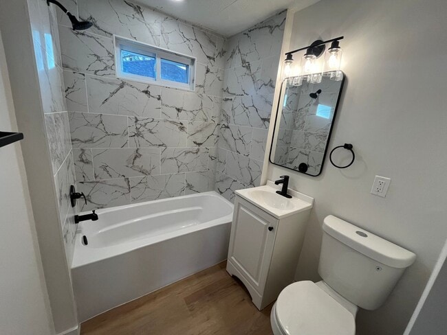 Building Photo - Fully Remodeled House!