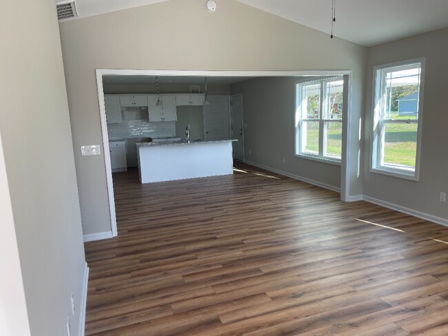 Building Photo - 212 Mitchner St