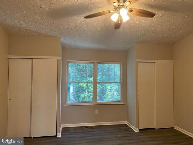 Building Photo - 13511 Ambassador Dr