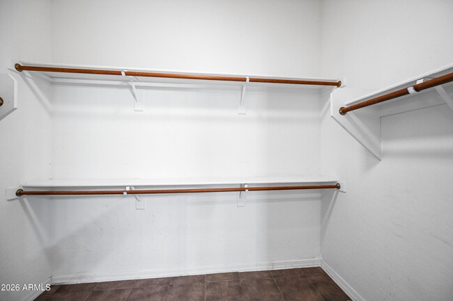 Building Photo - 6620 Front Nine Dr