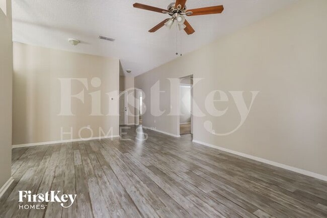 Building Photo - 3843 Falcon Crest Dr