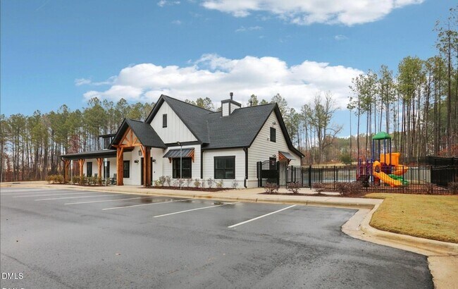 Building Photo - 540 Bridger Dr