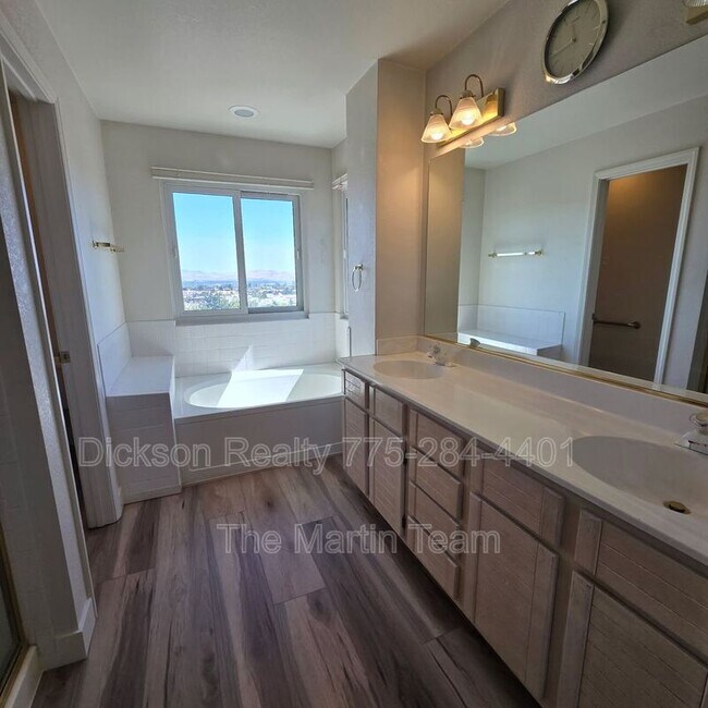 Building Photo - 1804 Quail Run Rd