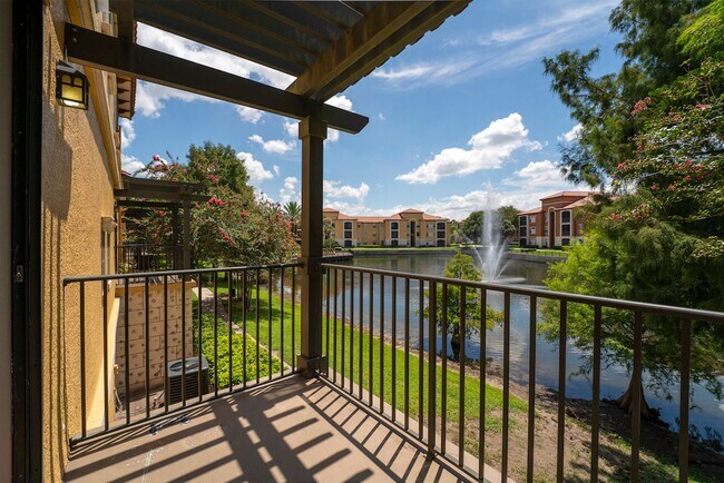 Building Photo - Nice 3/2.5 Townhouse with 2-Car Garage in ...