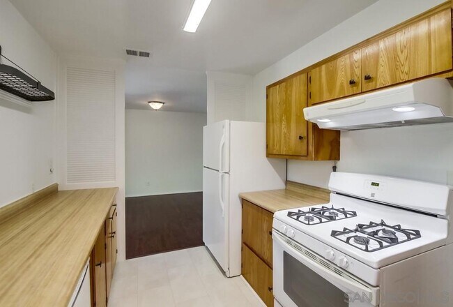 Building Photo - 9490 Gregory St