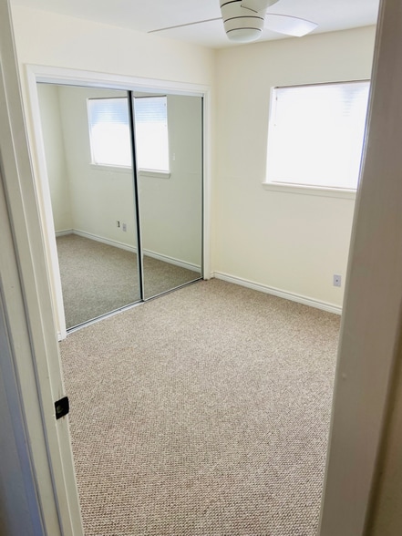 Building Photo - 1413 Windcrest St