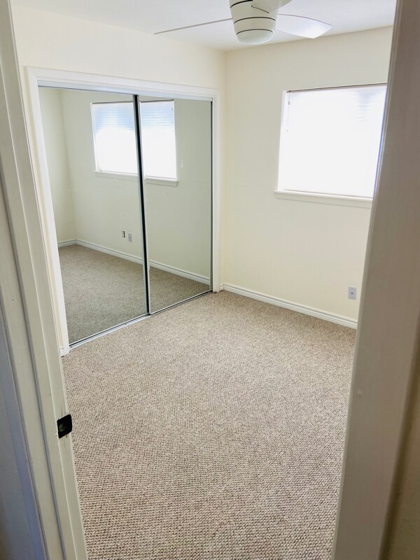 Building Photo - 1413 Windcrest St