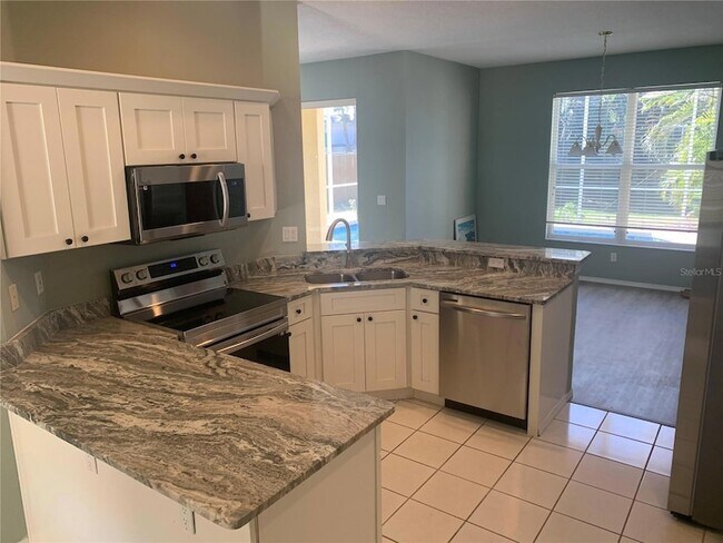 Building Photo - 210 41st St NE