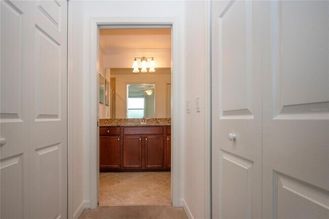 Building Photo - 16804 Vardon Ter