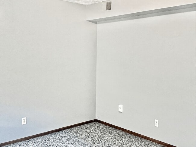 Building Photo - 8630 Lane Ave