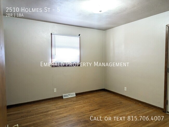 Building Photo - 2510 Holmes St