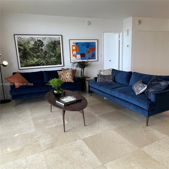 Building Photo - 9 Island Ave