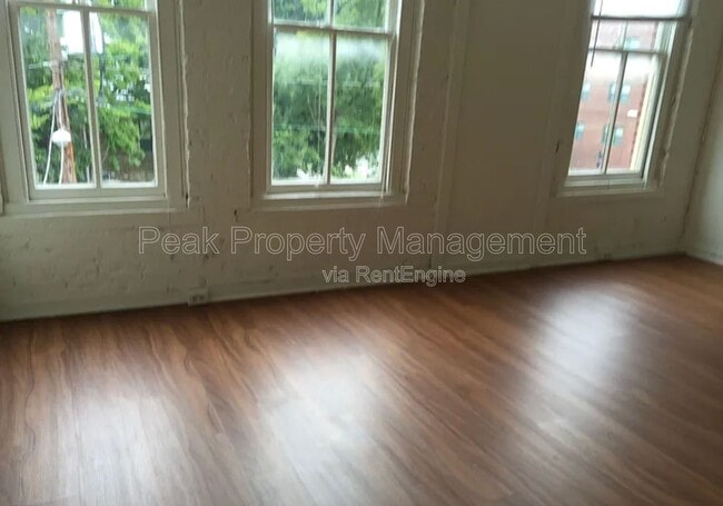 Building Photo - 308 W Broad St