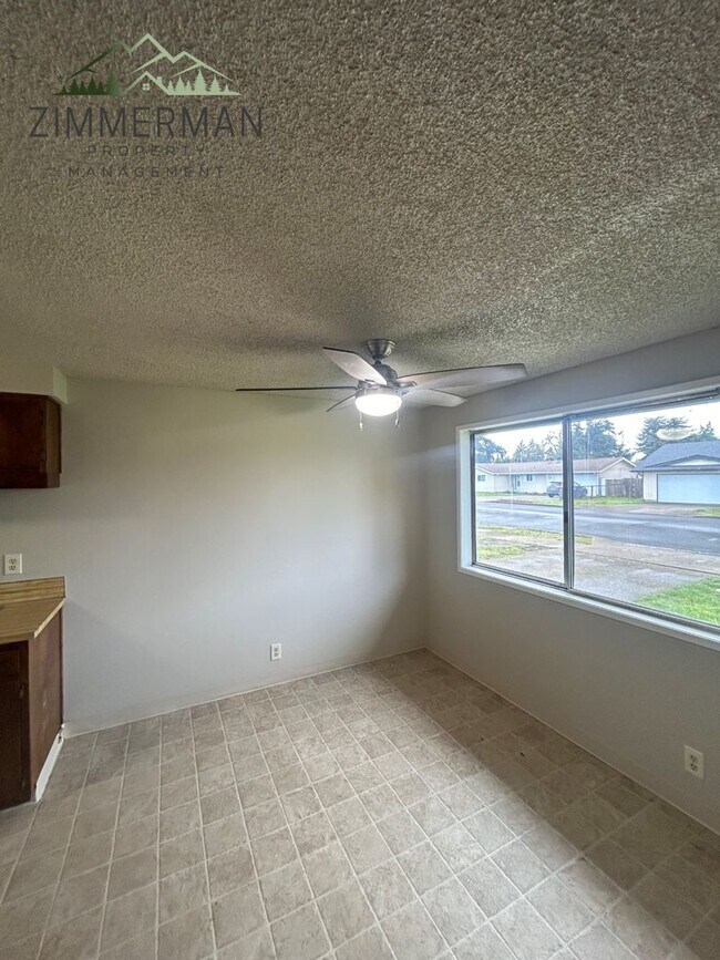 Building Photo - 2357 6th St