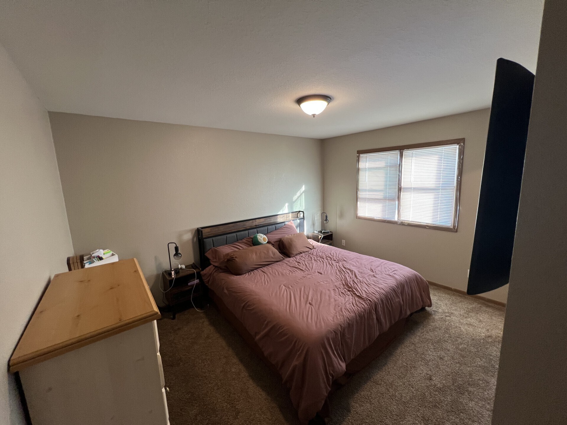 Master bedroom - 2139 Hummingbird Dr