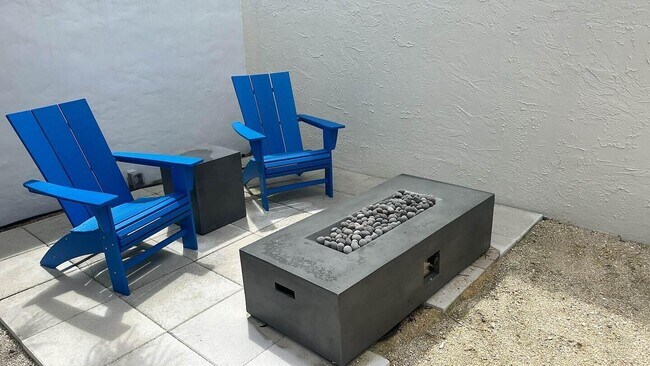 Building Photo - 103 W Sandpiper Cir