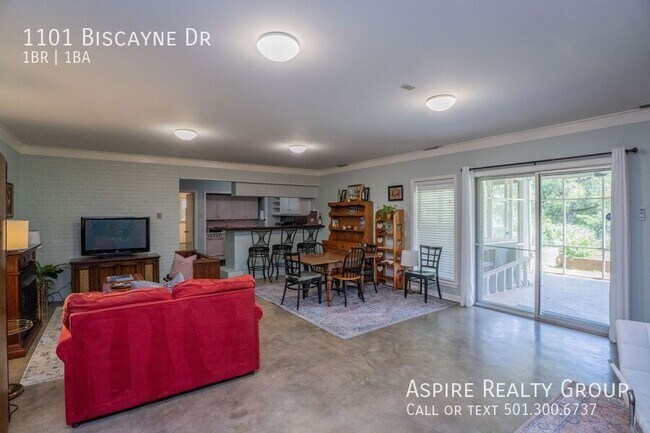 Building Photo - 1101 Biscayne Dr
