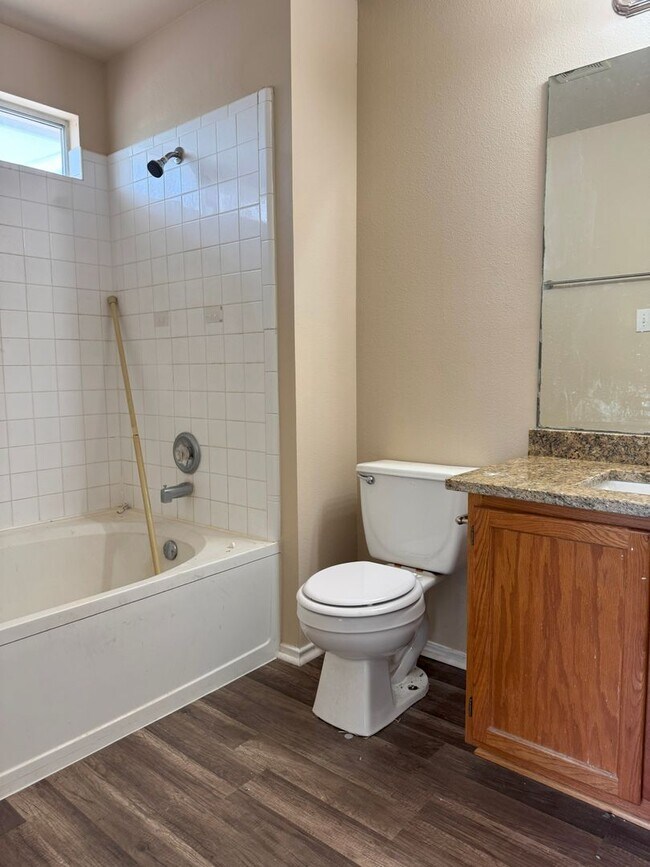 Building Photo - 9061 Clearwood Pth