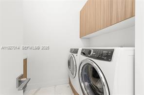 Building Photo - 7455 NW 103rd Pl