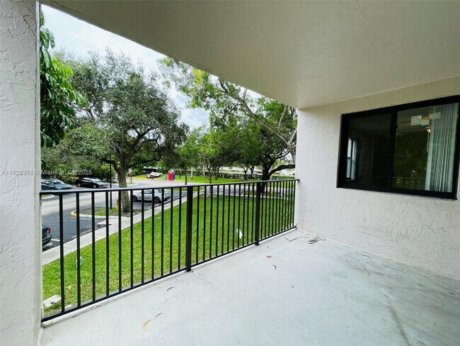 Building Photo - 10101 W Sunrise Blvd