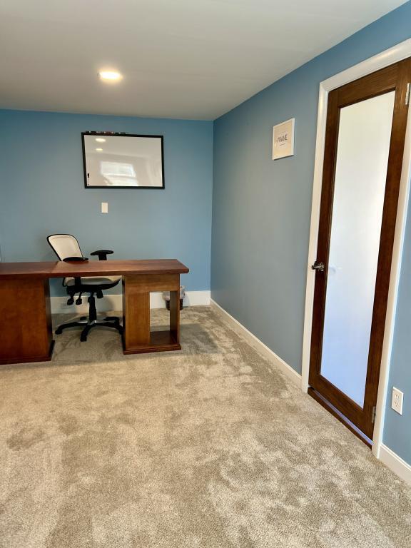 Building Photo - 337 ME-133