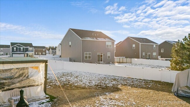 Building Photo - 3345 Seeley St