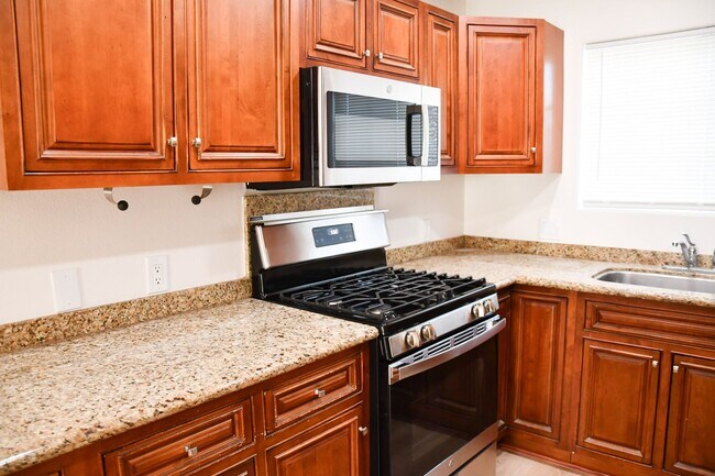 Building Photo - Parker (388) North