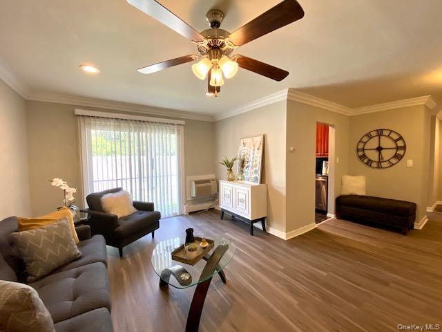 Building Photo - 250 River Ave