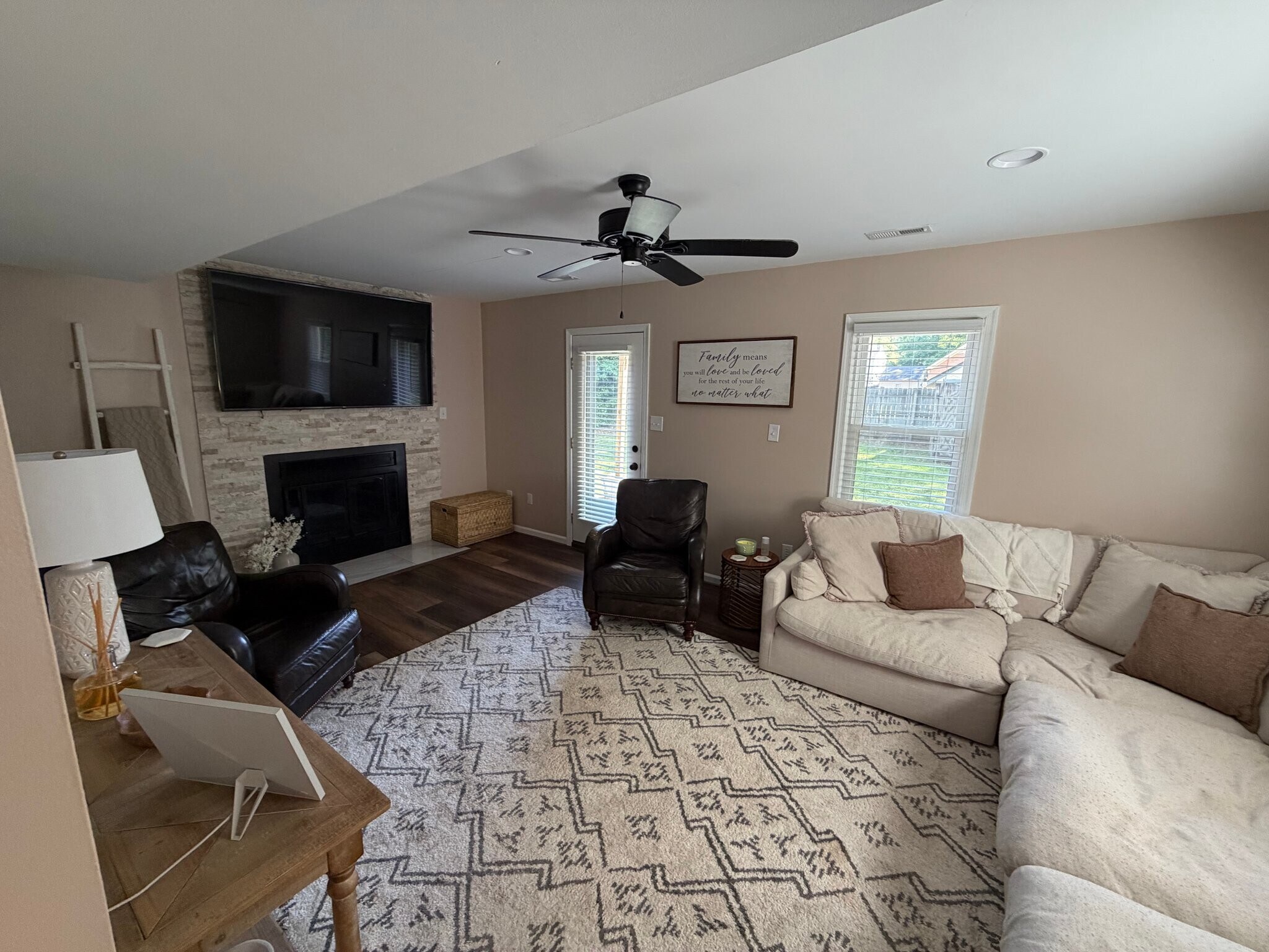 Building Photo - 26 Center St