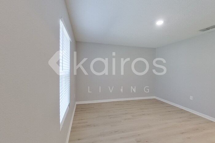 Building Photo - 2799 W Sheila Dr