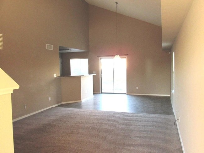 Building Photo - 11728 Mesquite Bush Dr
