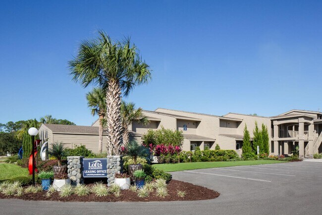 Building Photo - 8050 Baymeadows Cir W