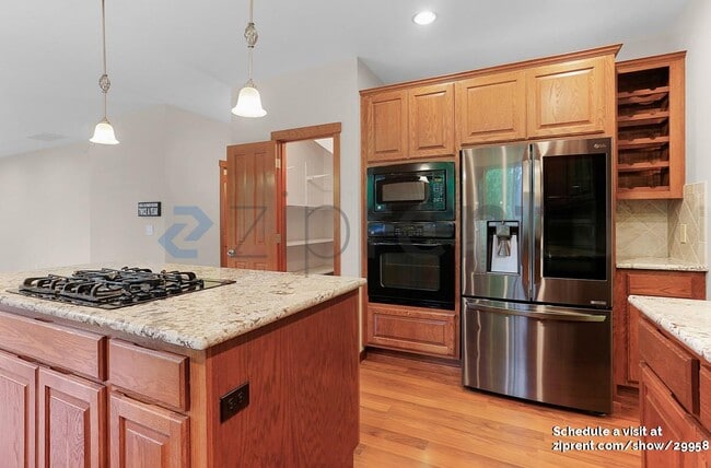 Building Photo - 16225 Simonds Rd NE