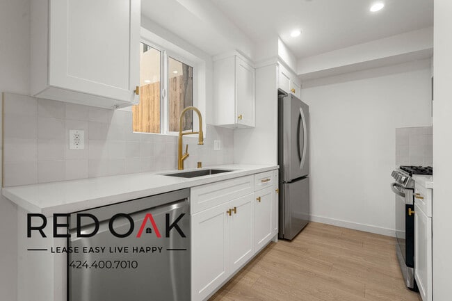 Building Photo - 415 N La Fayette Park Pl